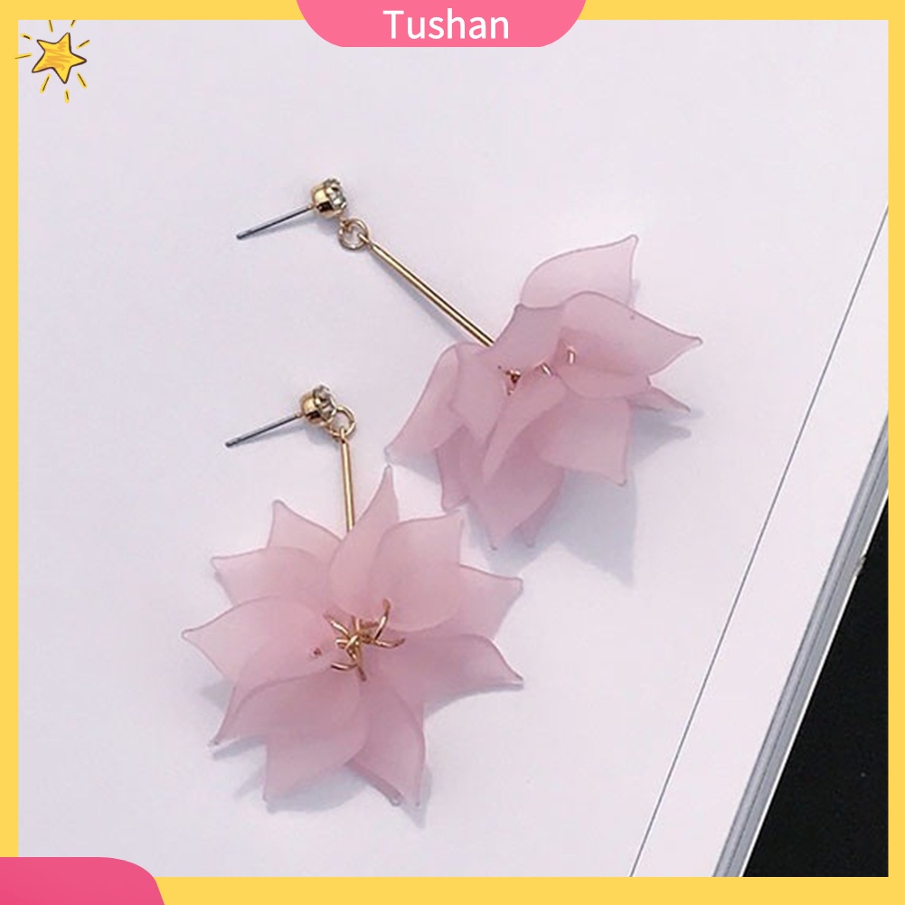 Khuyên tai hình cánh hoa tua rua ngọt ngào xinh xắn