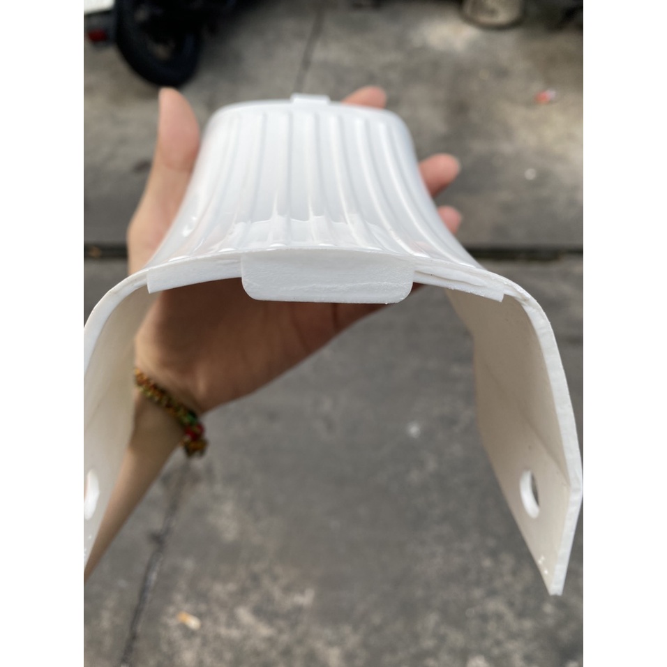 MIẾNG NHỰA NỐI BỬNG XE MAX 3