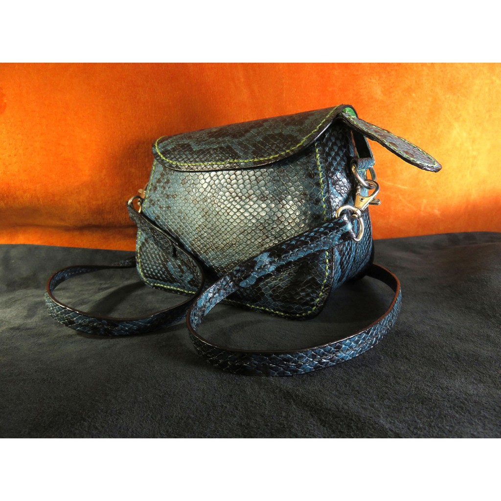 Túi Xách Swanlake Thủ Công Hoàn Toàn, Cam Kết Da Bò Thật 100 % ( Swanlake Lake Bag - Real Leather & Hanmade 100 % ) | BigBuy360 - bigbuy360.vn