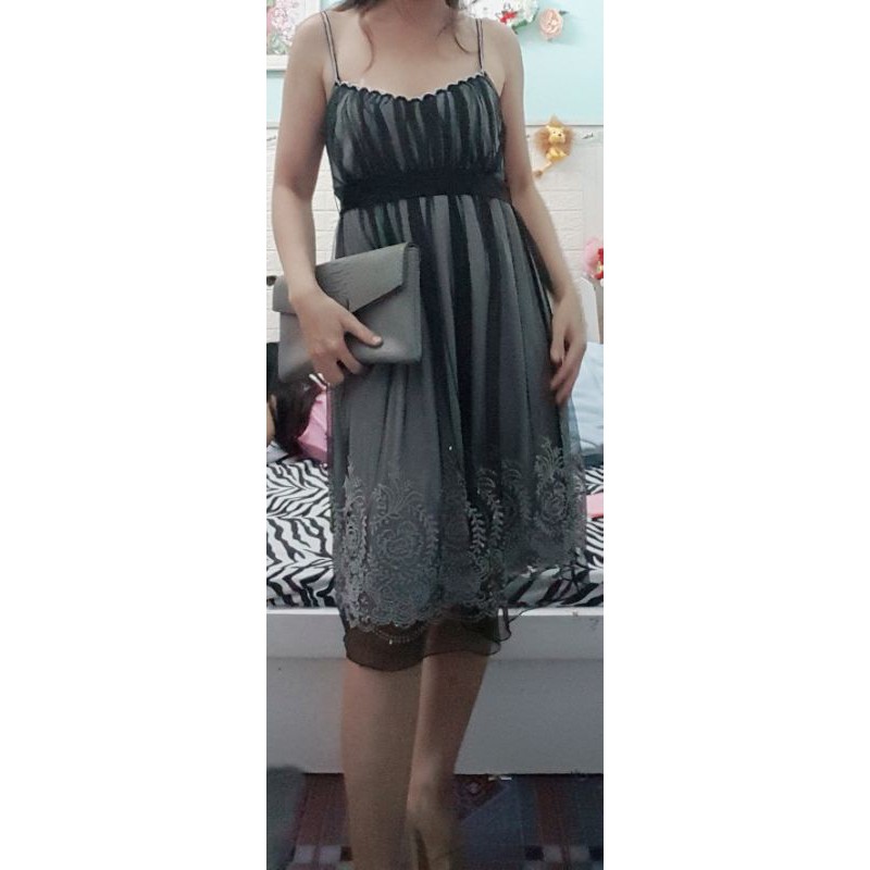 Thanh lý đầm đẹp giá rẻ size M