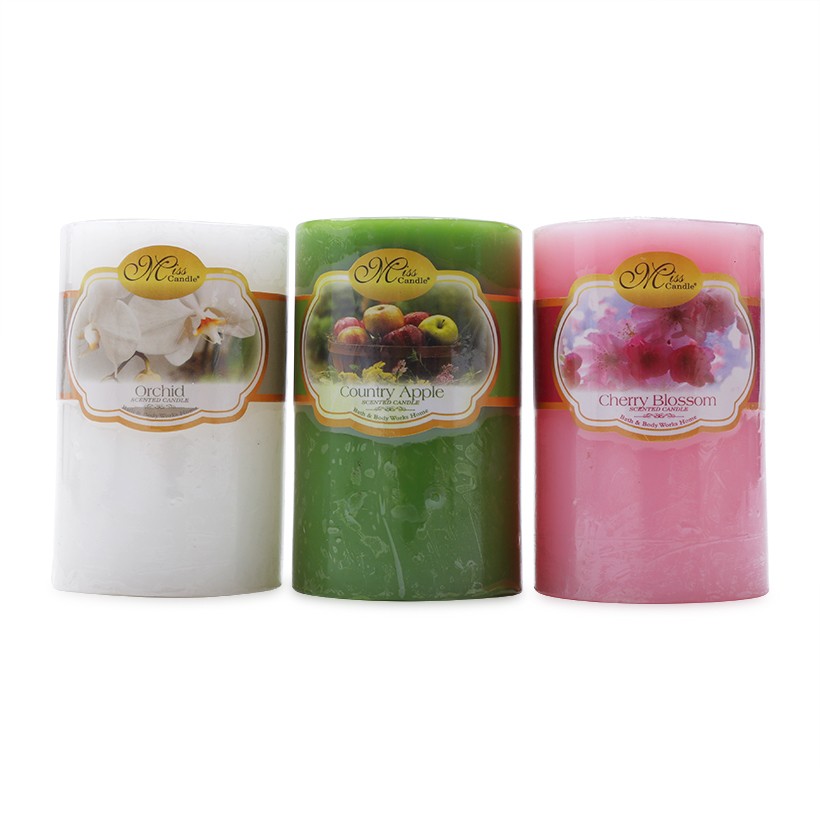 Set 3 nến thơm trụ tròn D5H8 Miss Candle FtraMart NQM0819 (5 x 8 cm) (Trắng-hồng-xanh lá)