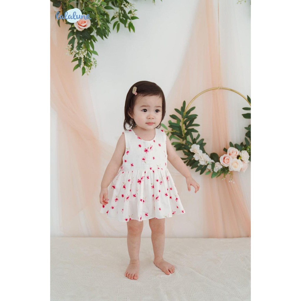 Bodysuit cotton trắng hoa đỏ kèm nón jasmine lalalune cho bé gái từ 6-24 tháng