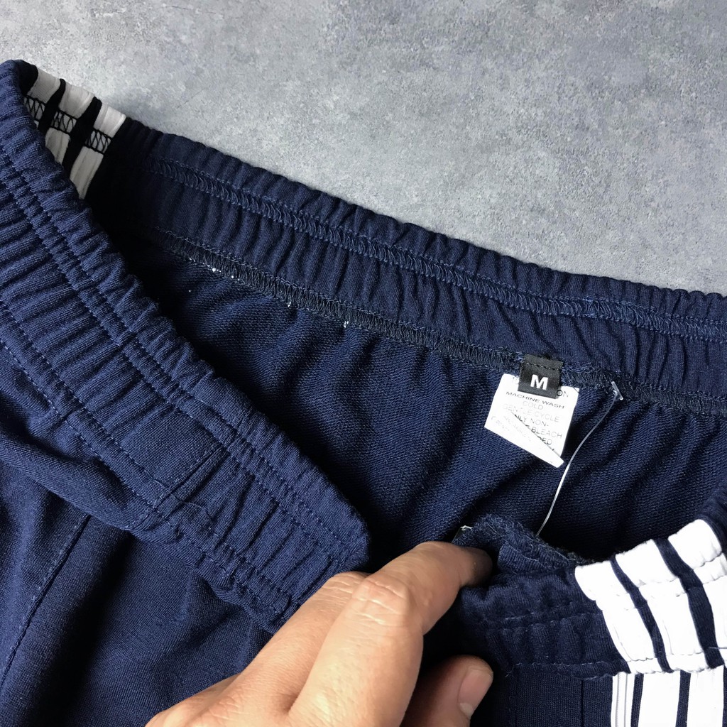 Quần Đùi Nam Thể Thao 3 Sọc, Chất Nỉ Da Cá Bền Bỉ, Mặc Thoải Mái Dễ Chịu | BigBuy360 - bigbuy360.vn