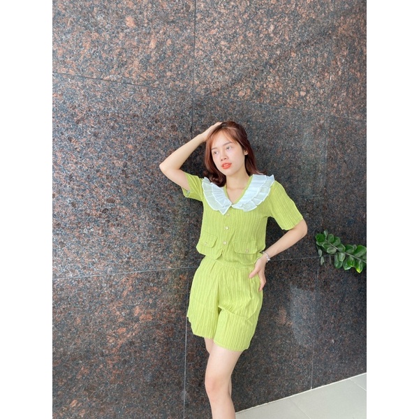 Set bộ đùi bèo cổ xếp ly cúc đá xanh cốm bơ, đen tiểu thư