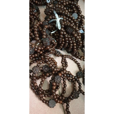 Vòng tay gỗ vân 6 ly Mix Sen , May mắn , Tài Lộc , Bình An