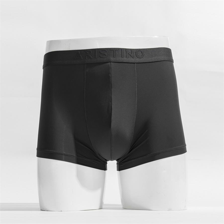 Quần lót nam ARISTINO dáng boxer, thiết kế không đường may tinh tế, chất liệu co giãn, thấm hút mồ hôi - ABX061