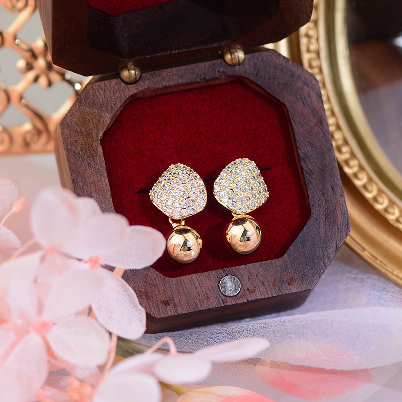 V.I.T House | Bông tai S925 đá vàng