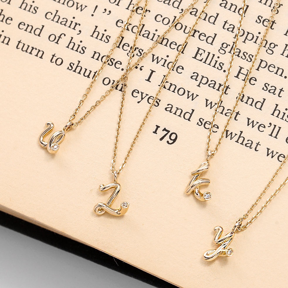 Dây chuyền chữ cái theo yêu cầu Gix Jewel