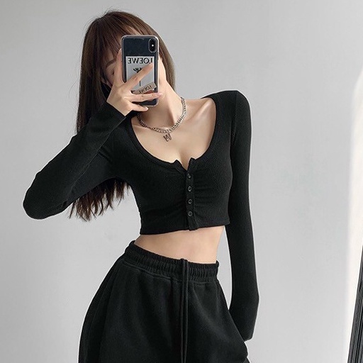 Áo croptop nữ tay dài - áo thun croptop ôm phối nút cá tính chất thun gân dày đẹp - AO104 | BigBuy360 - bigbuy360.vn