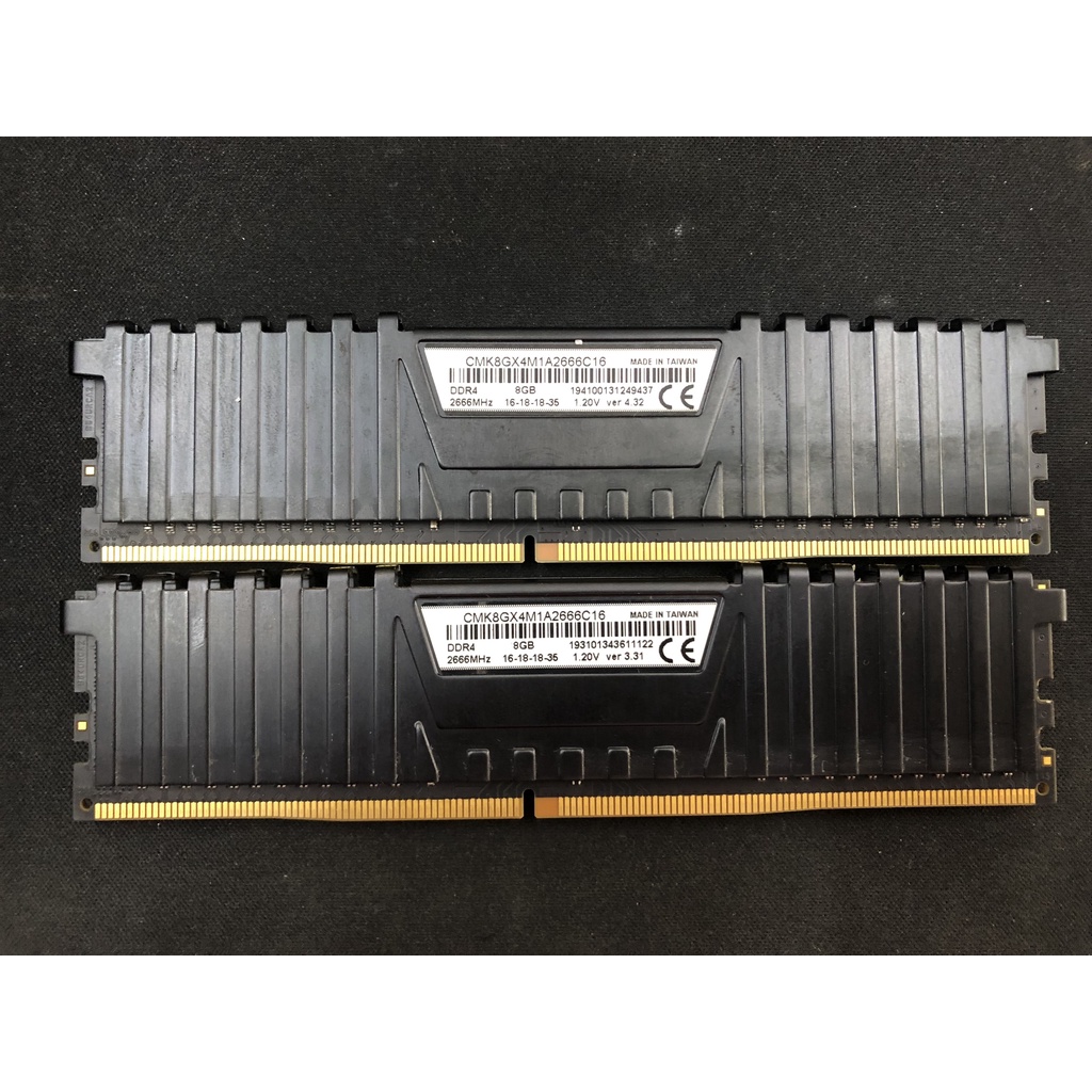 kit RAM DDR4 Corsair 16G/2666 (8*2) tản thép đen, còn bảo hành 10.2022