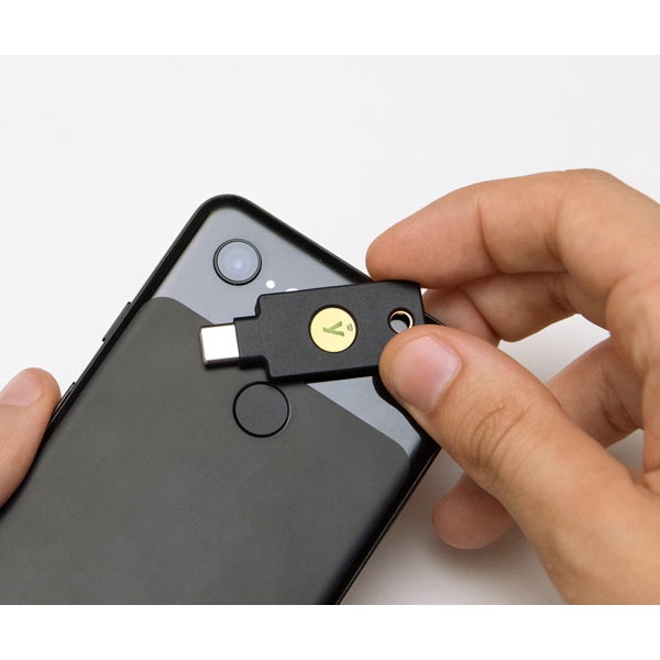 Khóa bảo mật YubiKey 5C NFC
