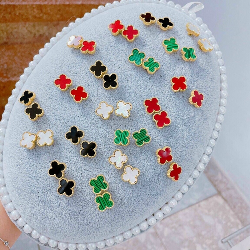 Bông tai titan cỏ 4 lá BTT71