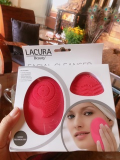 Máy rửa mặt Lacura