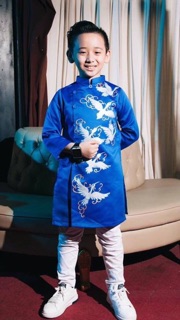 Áo dài cách tân cho bé trai