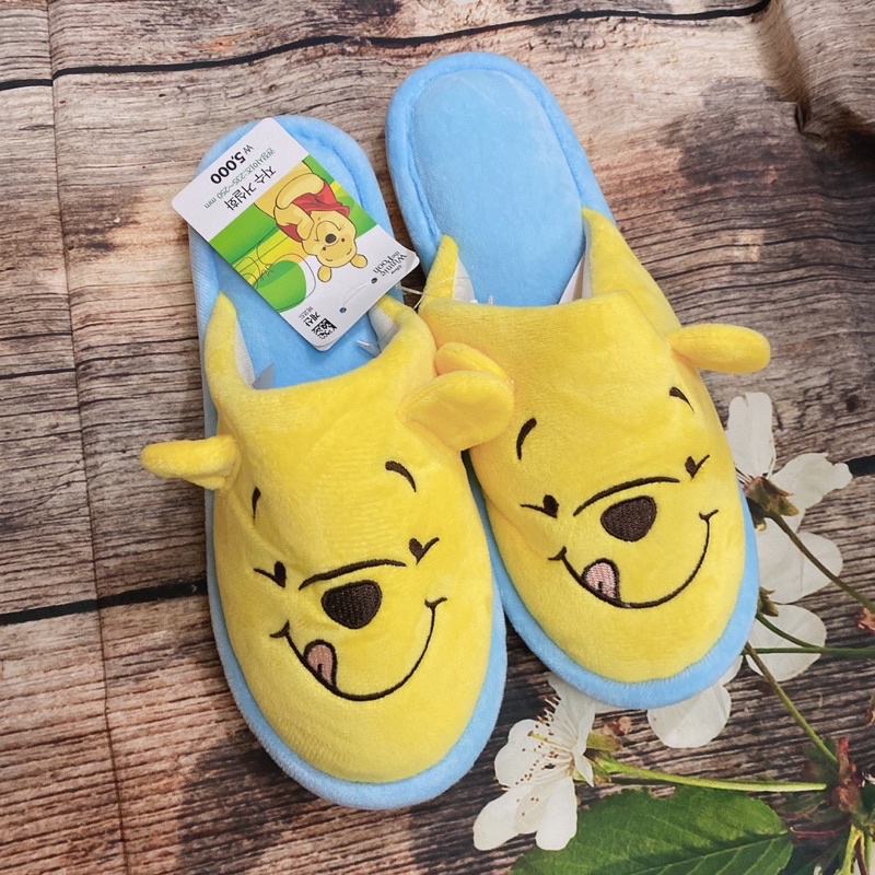 Dép bông mang trong nhà gấu Pooh