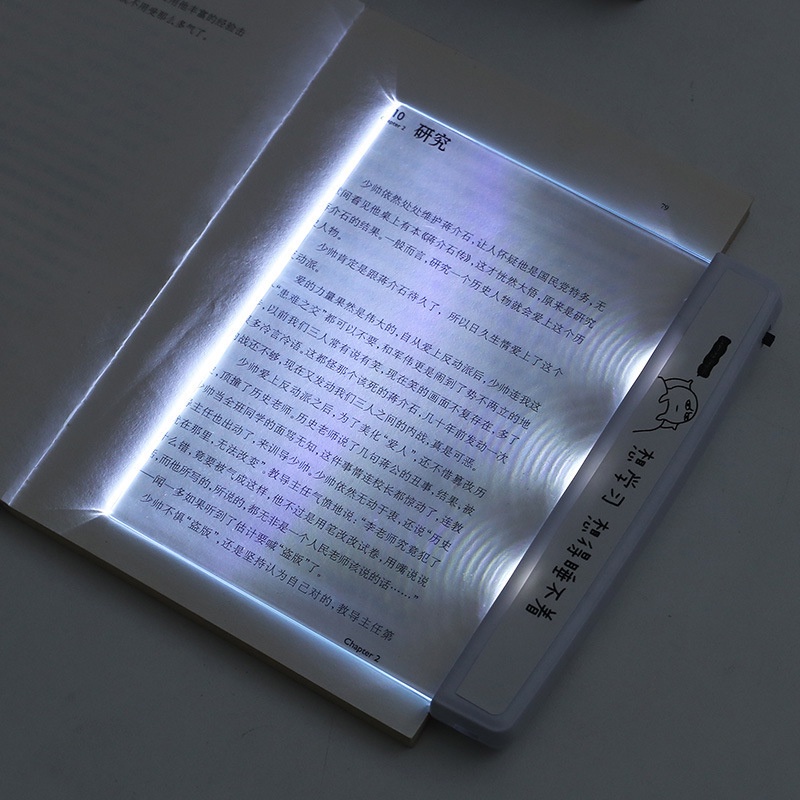 Đèn LED siêu mỏng đọc sách dùng pin tiện lợi