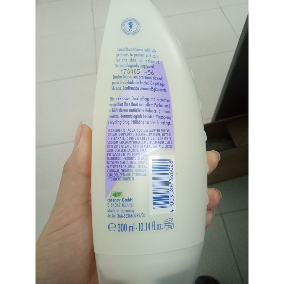 SỮA TẮM CÁ NGỰA