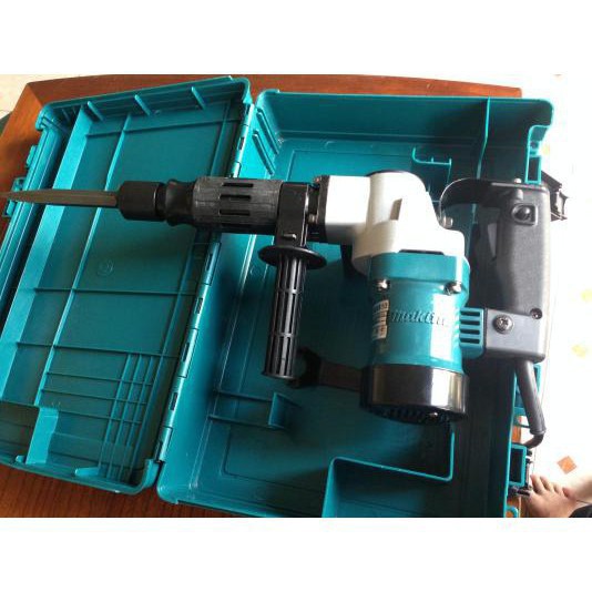 Máy Đục Bê Tông Makita HM0810