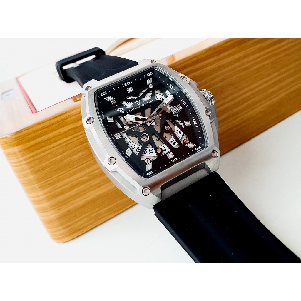 Siêu phẩm Đồng hồ nam CHRISTIAN VAN SANT MEN'S ODYSSEY CV6190.