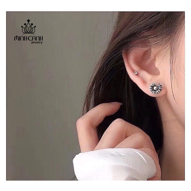 Bông Tai Cúc Họa Mi Khuyết Cánh Màu Đen Bạc Thật - Minh Canh Jewelry