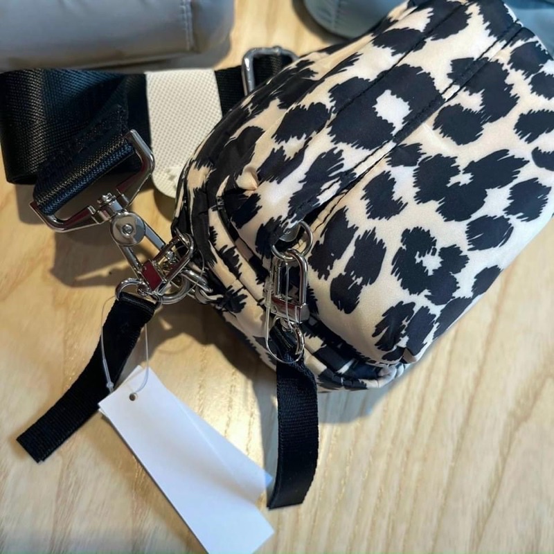 TNS-Túi đeo chéo mini  Topie Shopie crossbody bag--form thể thao siêu nhẹ