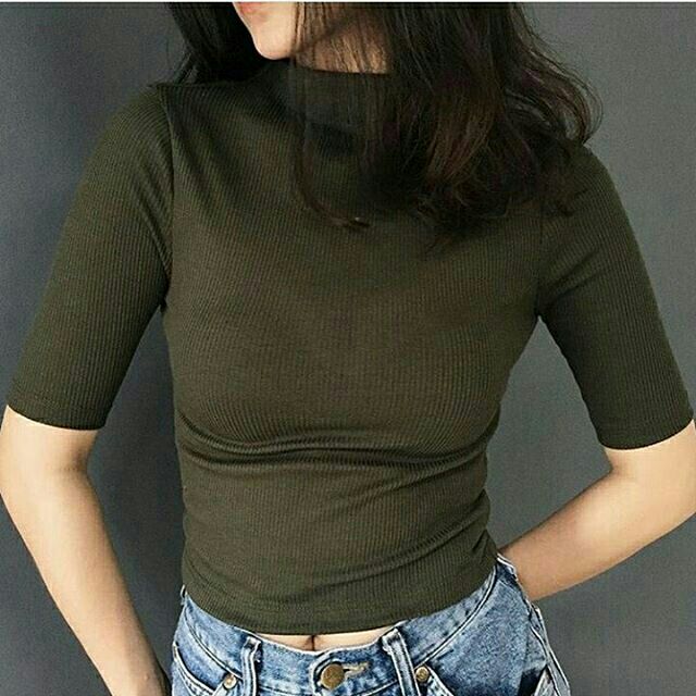 Áo Gân Tăm Cổ Đổ F21