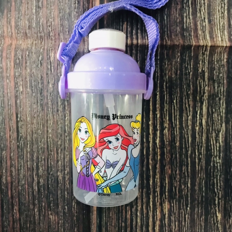 Bình nước ống hút gấu dâu🍓Disney Japan