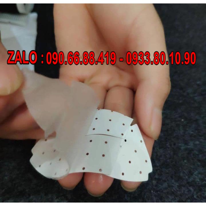 Tê dán ủ môi Becabela 12miếng