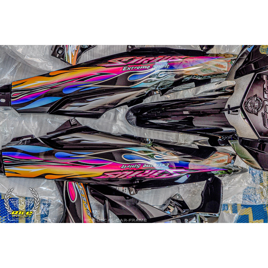 Tem Sirius cho màu sơn đen Mẫu Full Đen lửa Titan.