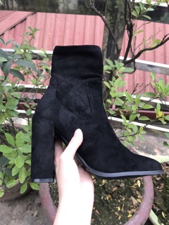 Boot đen forever21
