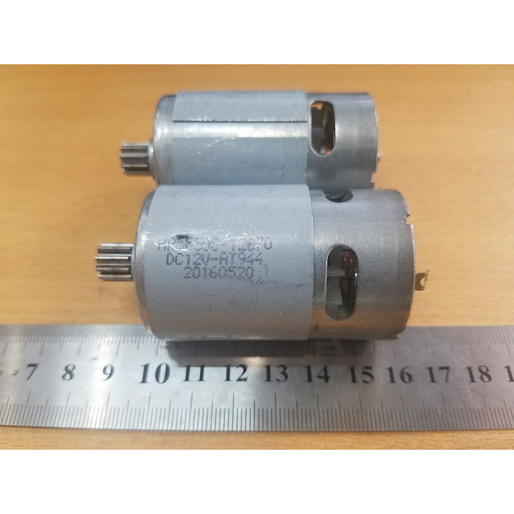 Xuongpinoto Động cơ xe điện trẻ em 550 kèm bánh răng kim loại 10 răng điện áp 12V,hàng mới 100%