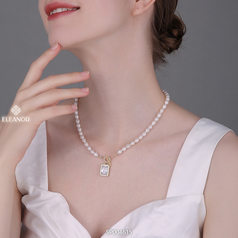 Dây chuyền nữ ngọc trai nhân tạo Eleanor Accessories mặt vuông đính đá phụ kiện trang sức 4615
