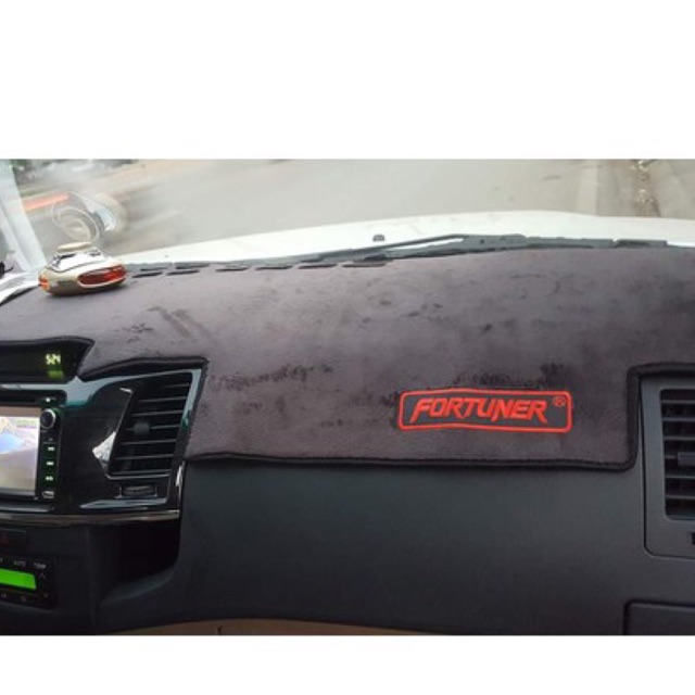 Thảm taplo nhung lông cừu xe FORTUNER