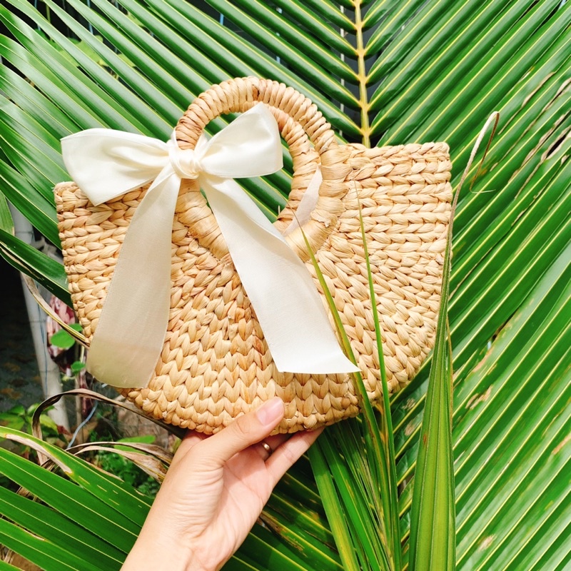 Túi lục bình size 25cm thắt nơ xinh đi biển, chụp ảnh áo dài duyên dáng-Tiệm Cói Cô Lê
