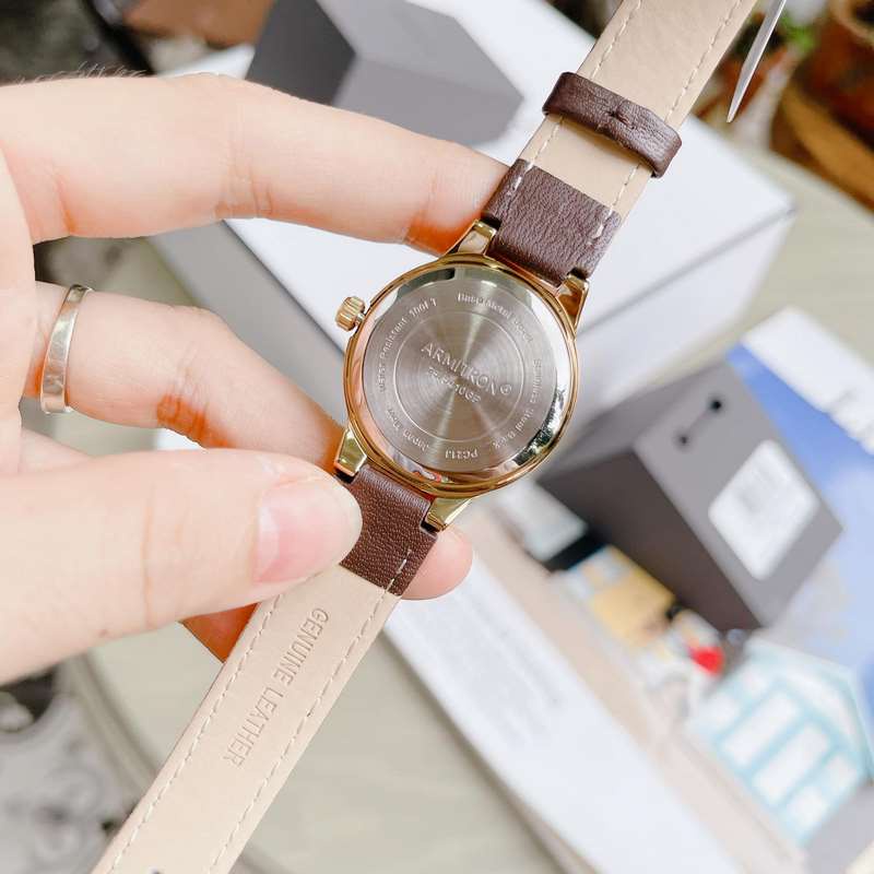Đồng Hồ Nữ Armitron 75/5410CHGPDB dây da nâu đậm mặt vàng sáng