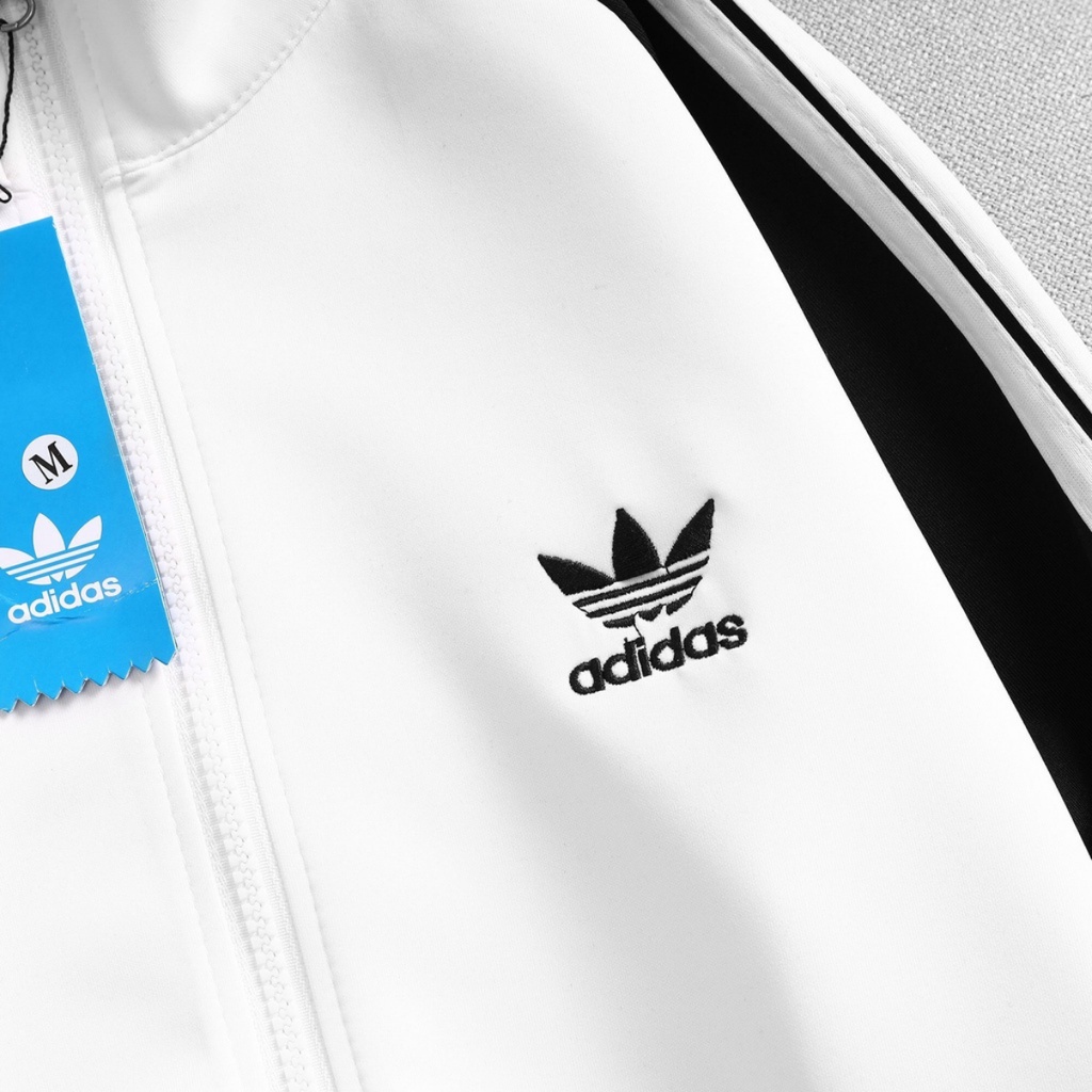 Áo khoác Adidas nữ nam sọc cánh tay chất vải umi dày dặn cao cấp xịn,tốt,bền GZAK042 Store Q&amp;P