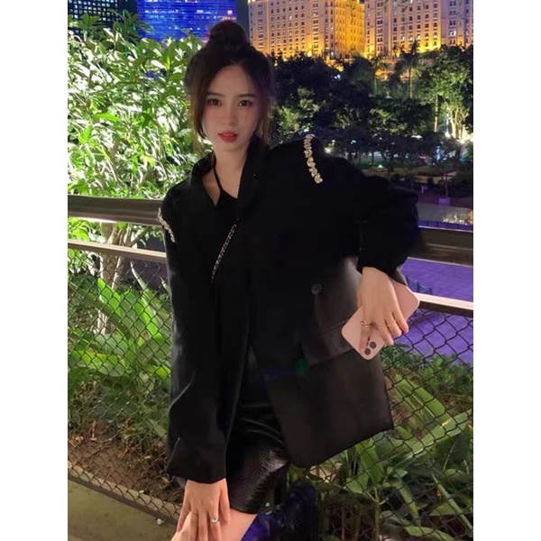 Áo vest blazer đính đá hai bên vai | BigBuy360 - bigbuy360.vn