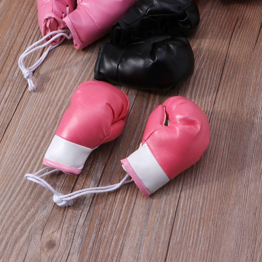 Set 2 Mặt Trang Trí Xe Hơi Hình Găng Tay Boxing Bằng Da Độc Đáo