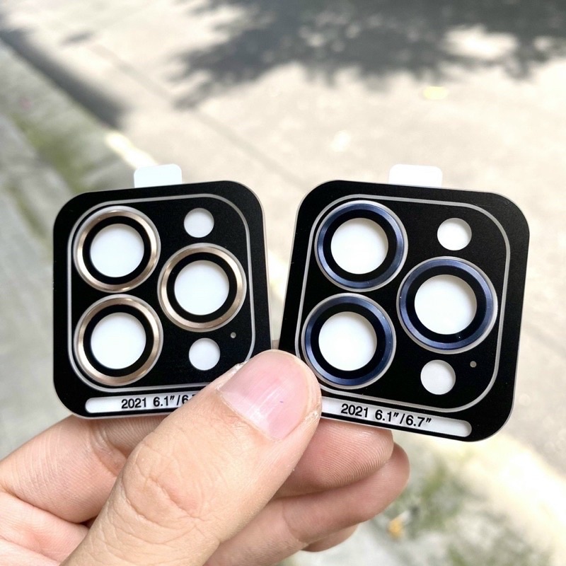 Bộ dán TOTU lens 3 mắt bảo vệ camera cho iPhone 13 Mini, 13, 13 Pro, 13 Pro Max vàng nhôm + kính siêu bền đẹp