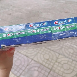 Kem đánh răng Crest Complete Extra Scope Whitening Plus Scope 232g của M