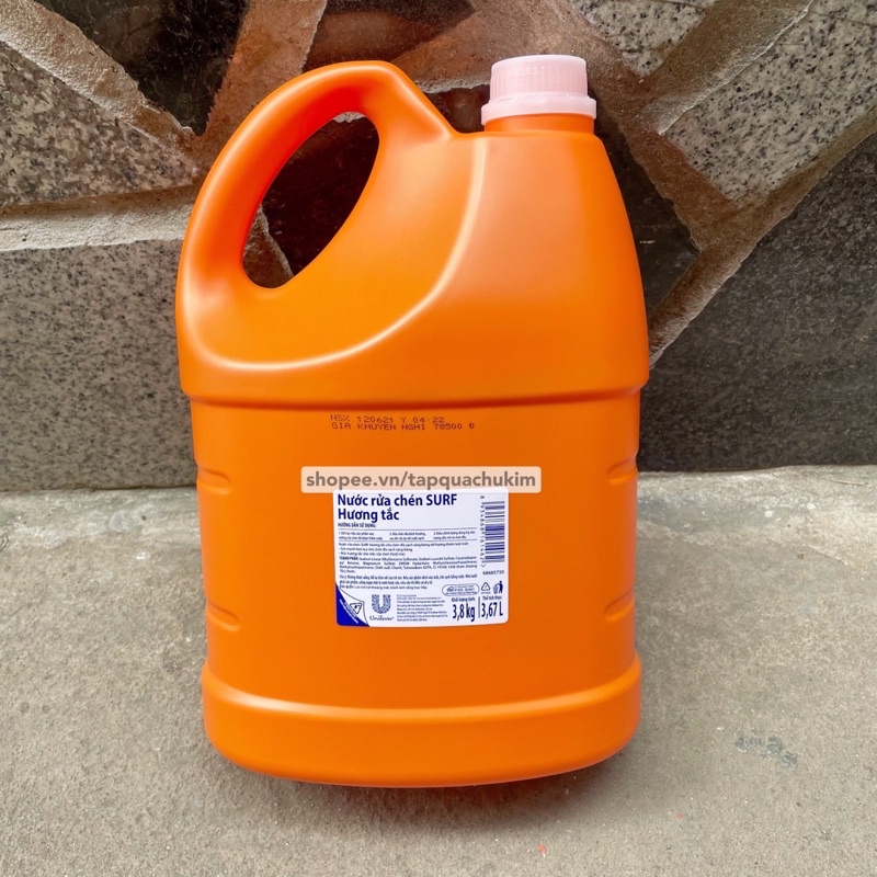 Nước rửa chén SURF hương tắc dịu nhẹ can 4KG - tapquachukim