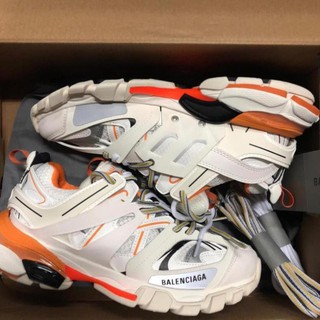 𝐑Ẻ tet têt 𝐒𝐀𝐋𝐄🌺𝐓Ế𝐓 Giầy Balenciaga track cao cấp mầu trắng vàng : 2021 ^ < !