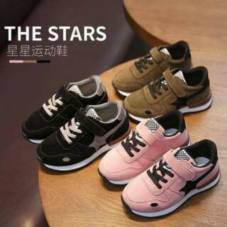 Giày pata siêu nhẹ cho bé