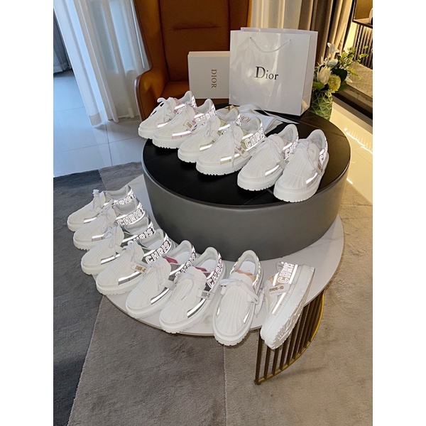 Giày thể thao nữ dáng bánh mì lưỡi cao su dài thương hiệu Dior CD da thật cao cấp