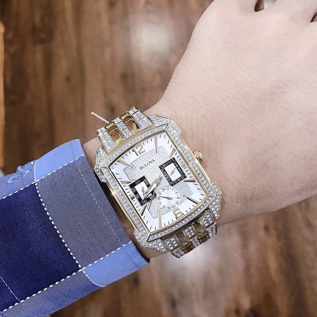 Đồng hồ Nam Bulova Crystal Striking Visual Design Demi Gold 98C109