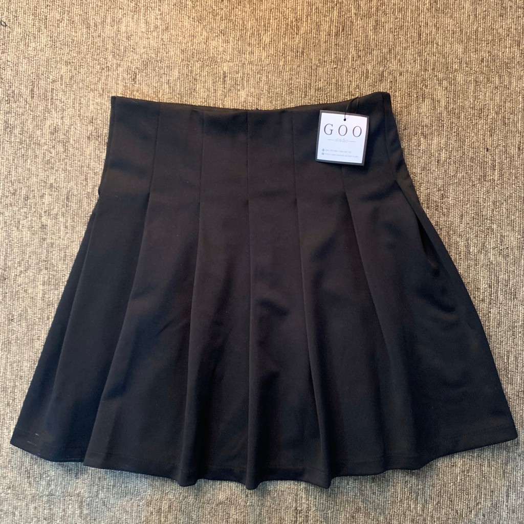 Chân váy xòe nữ Umi Goo Studio không nhăn co giãn nhẹ | BigBuy360 - bigbuy360.vn