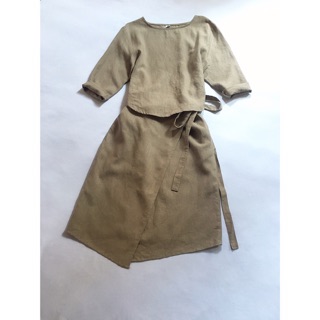 Đầm midi linen đắp vạt vintage