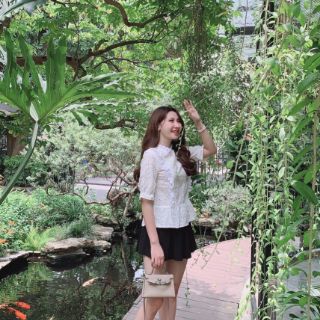 Áo sơ mi thô ren tay lỡ