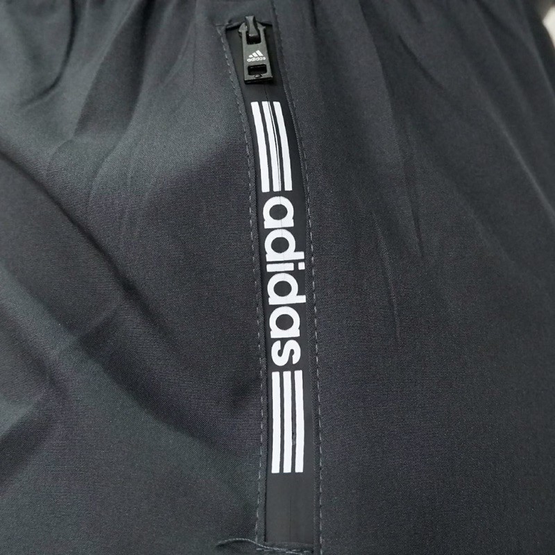 Quần Đùi Thể Thao Adidas Thời Trang Năng Động Cho Nam