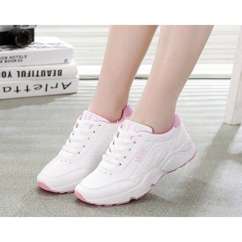 Giày Sneakers Thời Trang Nữ Đẹp